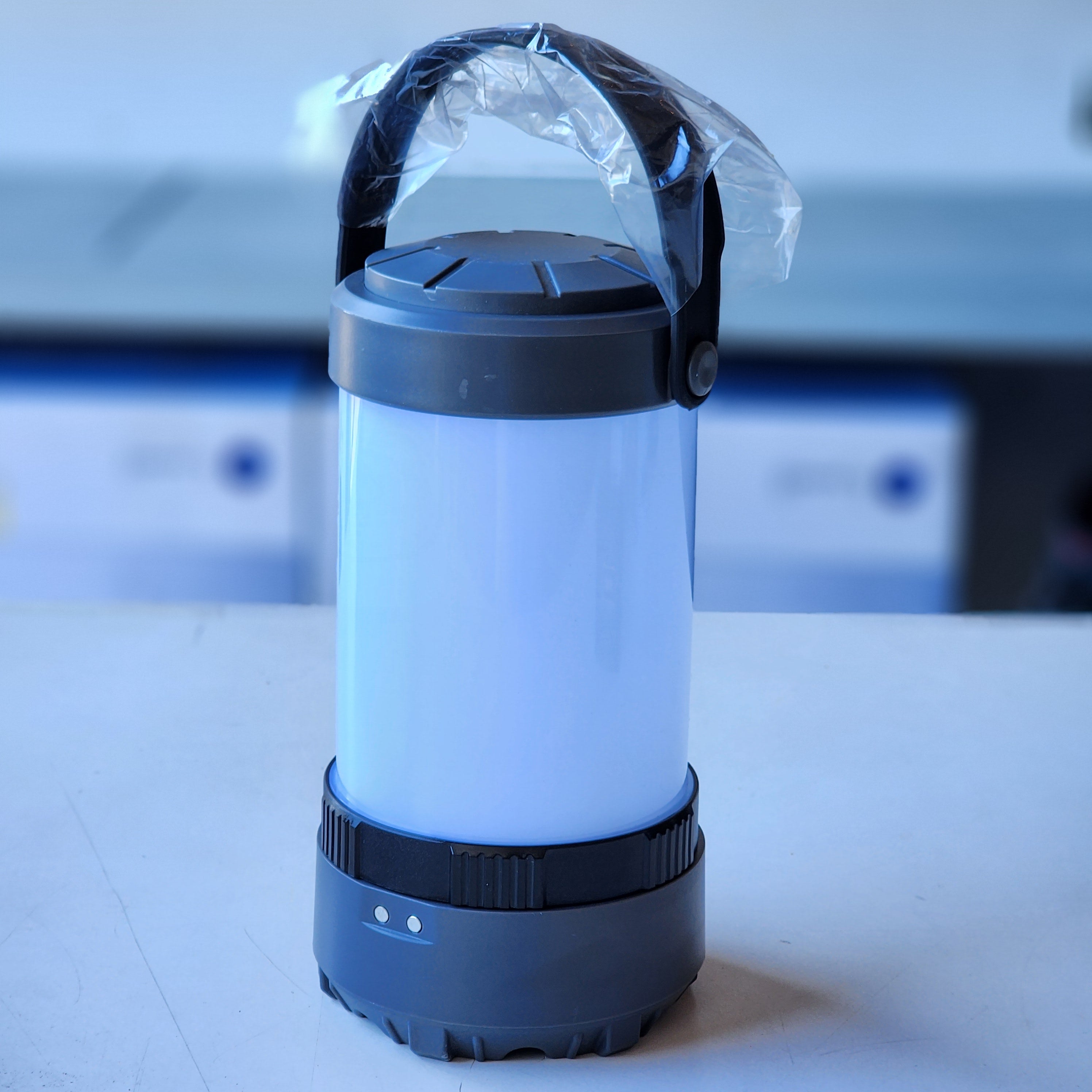 700 Lumens Floating Weatherproof Lantern (90654) 700 Lumens Floating Weatherproof Lantern (90654)